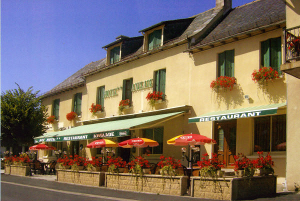 restaurant anglade au nayrac